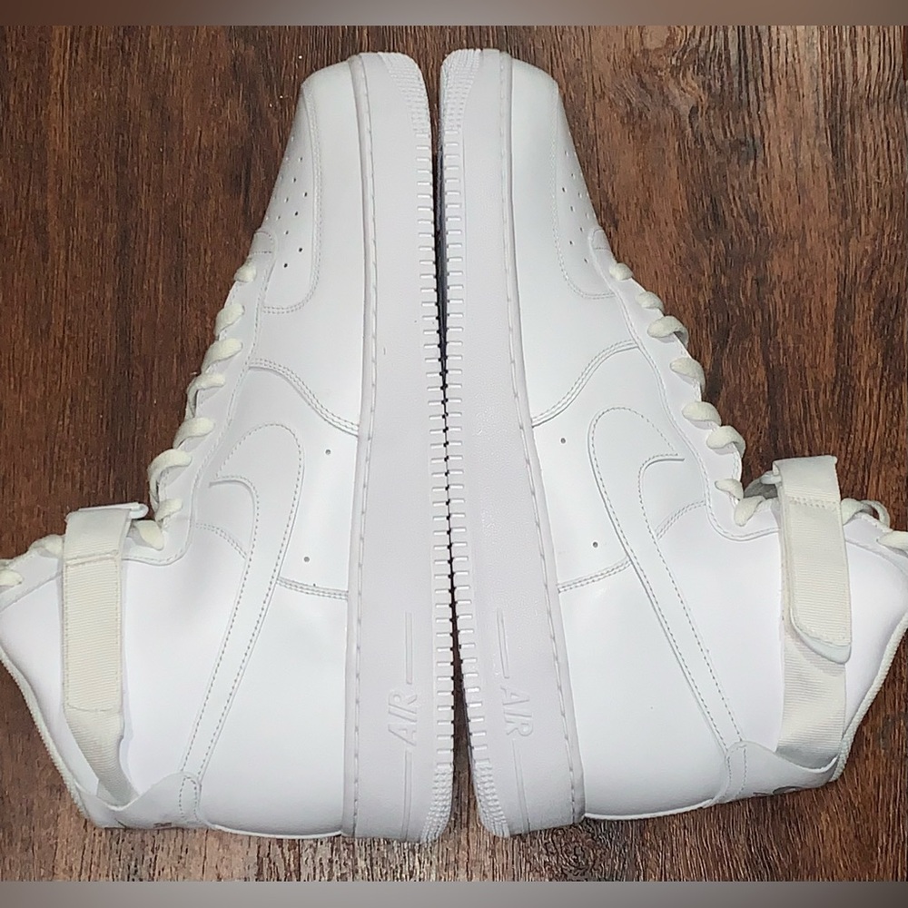 Nike size 16 shoe - Picture 13 of 15